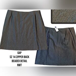 VTG 1999 Gap Beaded Skirt with a zipper back NWT